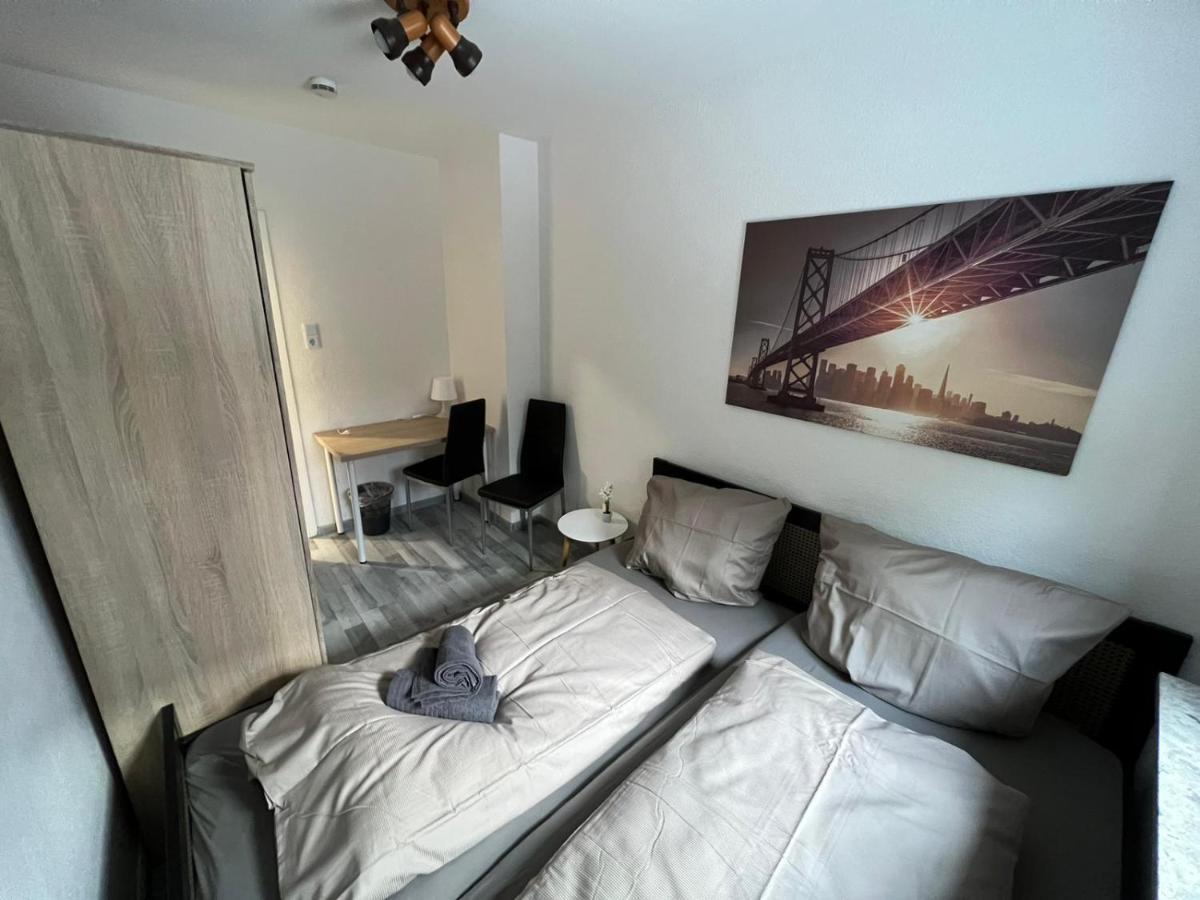 Schoenes Einfaches Zimmer In Oldenburg 109 아파트 외부 사진