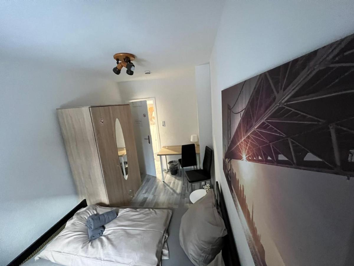 Schoenes Einfaches Zimmer In Oldenburg 109 아파트 외부 사진